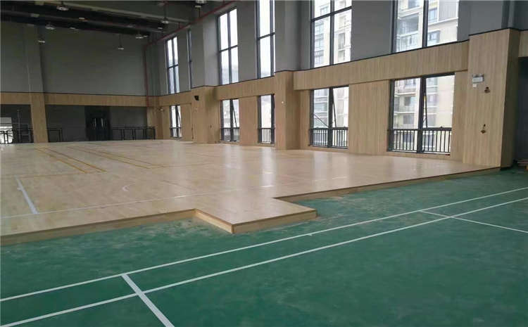 室内篮球场木地板多少钱一平方